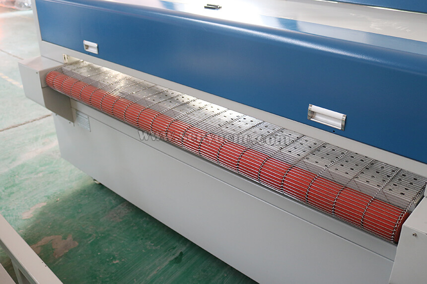 Autofeeding co2 laser cutting machine  (8).jpg